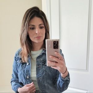 Meet your Posher, Dana